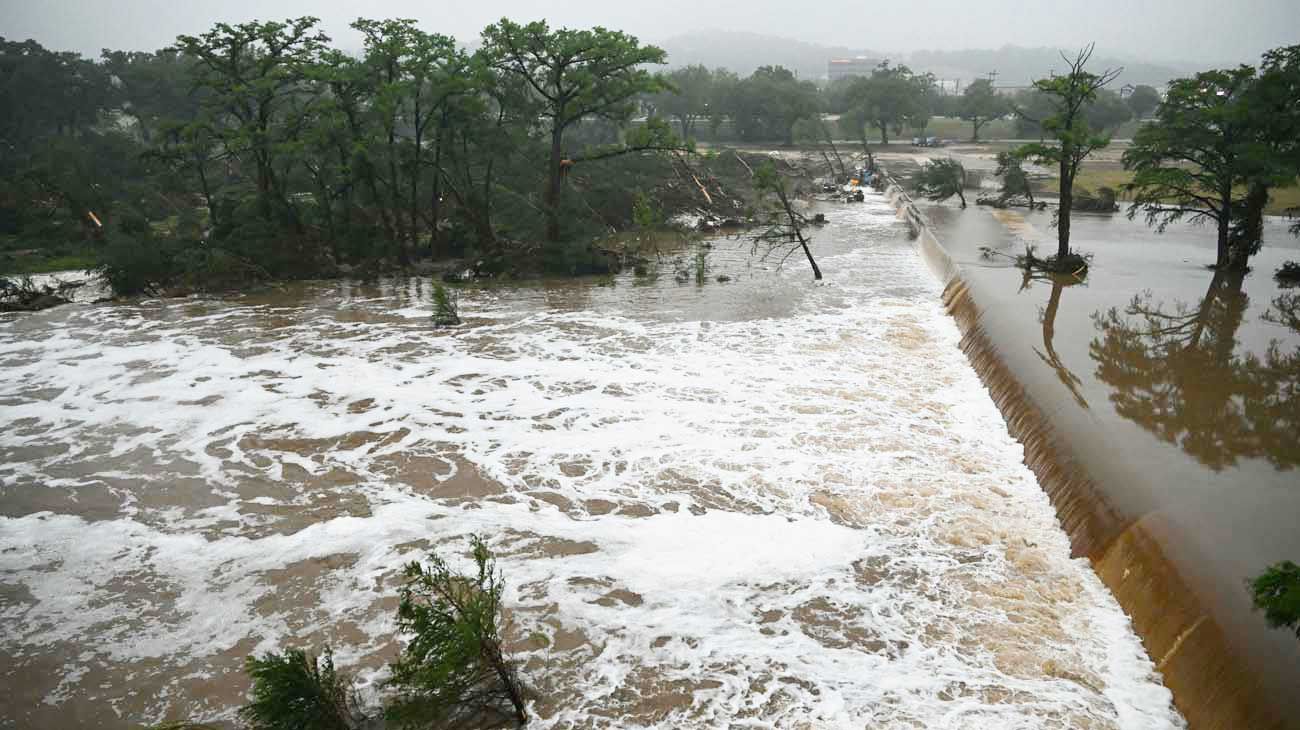 Inundaciones en Texas: desesperada búsqueda de 27 nenas desaparecidas