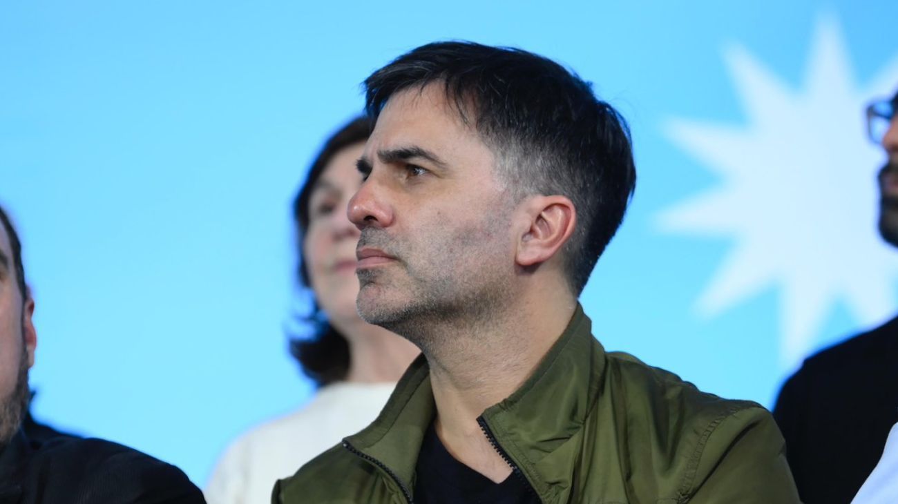 Francisco Echarren: "Milei quiere tapar la estafa de $Libra atacando a Kicillof"