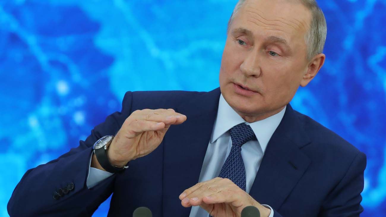 Vladimir Putin no se aplicó la vacuna Sputnik V: no la recomiendan para mayores de 60 años