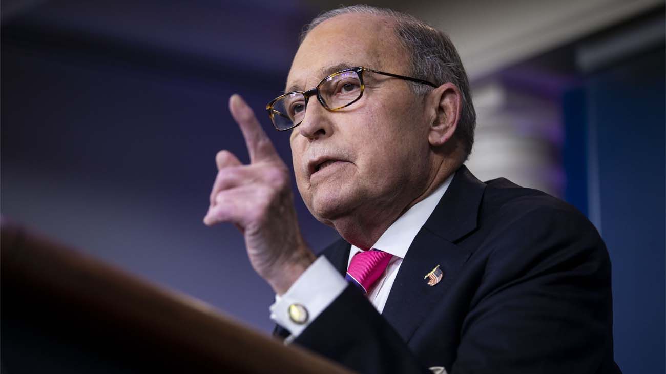 Casa Blanca busca fin de subsidios para autos eléctricos: Kudlow