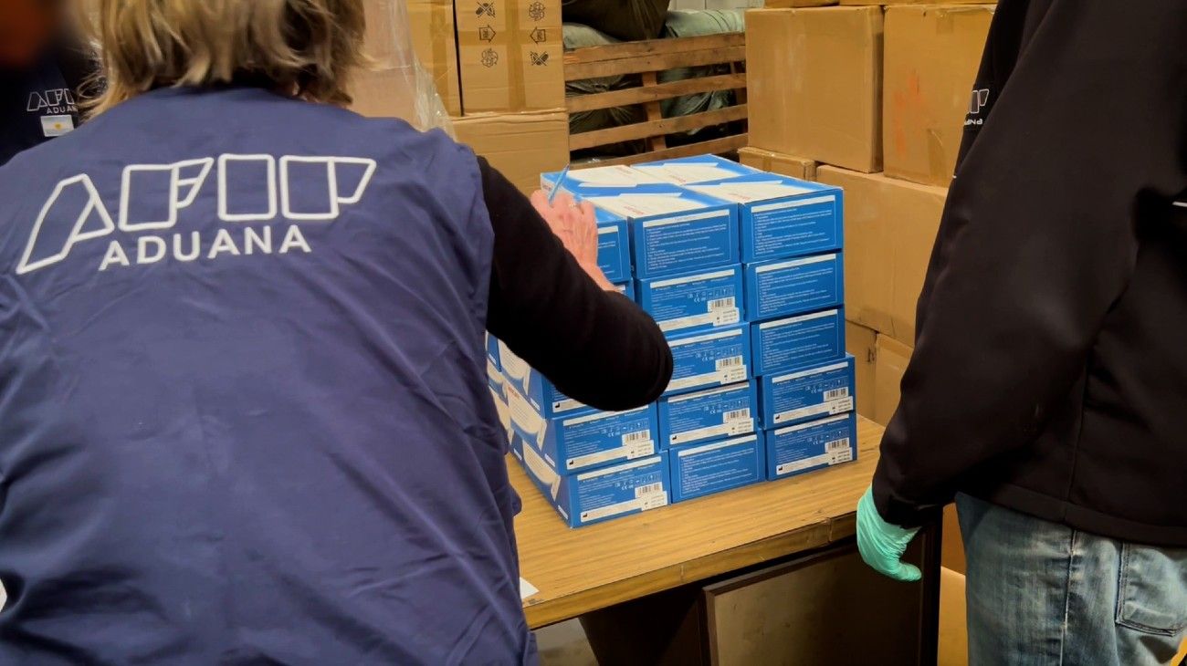 La Aduana descubre un negocio importador con tests de Covid vencidos