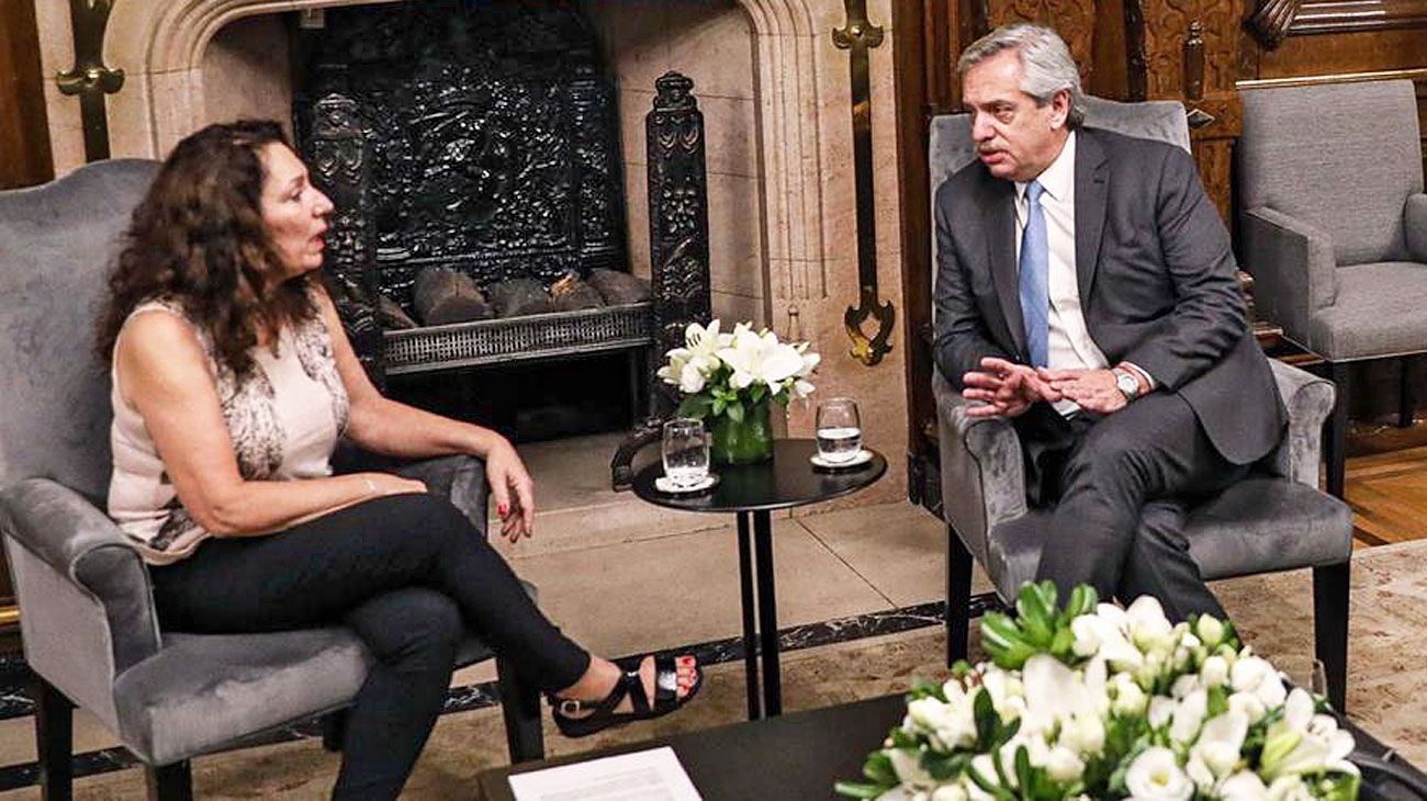 Caamaño achica la "caja negra" y cambia la estructura de la AFI