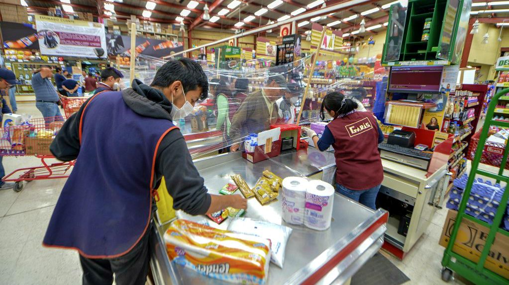 México lleva una vida normal mientras el coronavirus aumenta el terror