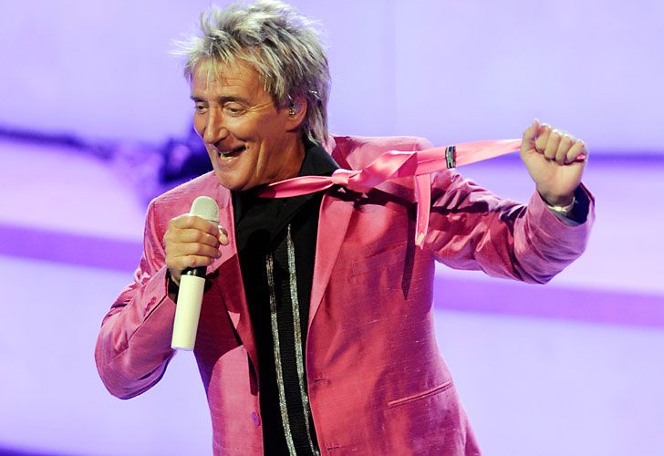 Le roban la PC a Rod Stewart