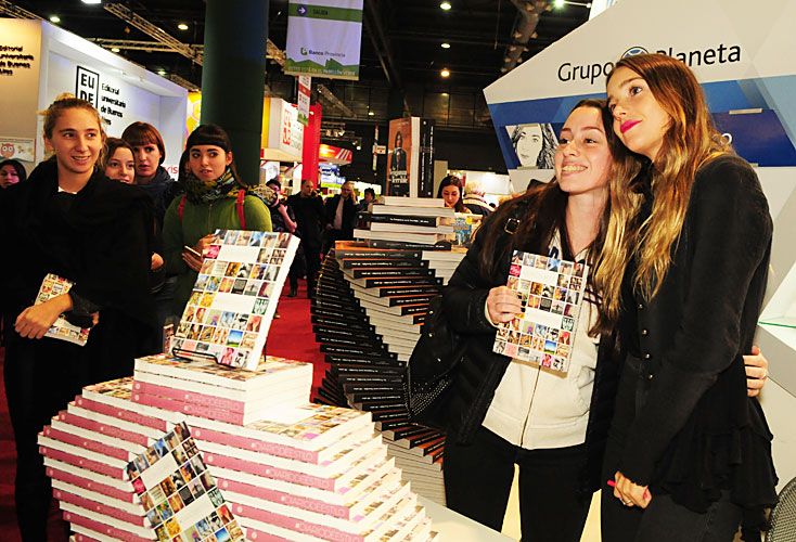 Lucía Celasco presentó su libro en la Feria