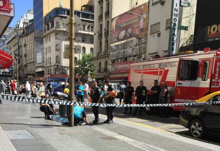 Turista francesa cayó de un balcón y murió en centro porteño