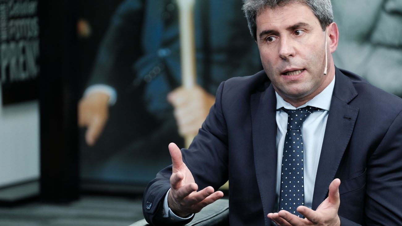 Uñac cuestionó los subsidios al transporte: "Hay una visión centralista de la Argentina"