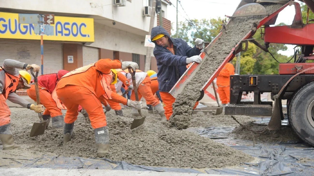 Las pymes constructoras reclaman el incumplimiento de pagos de contratos