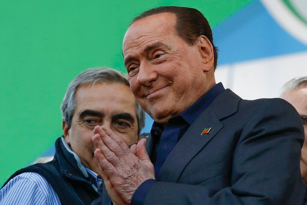 Berlusconi internado por coronovirus: "Lamentablemente, esto no es un resfrío"