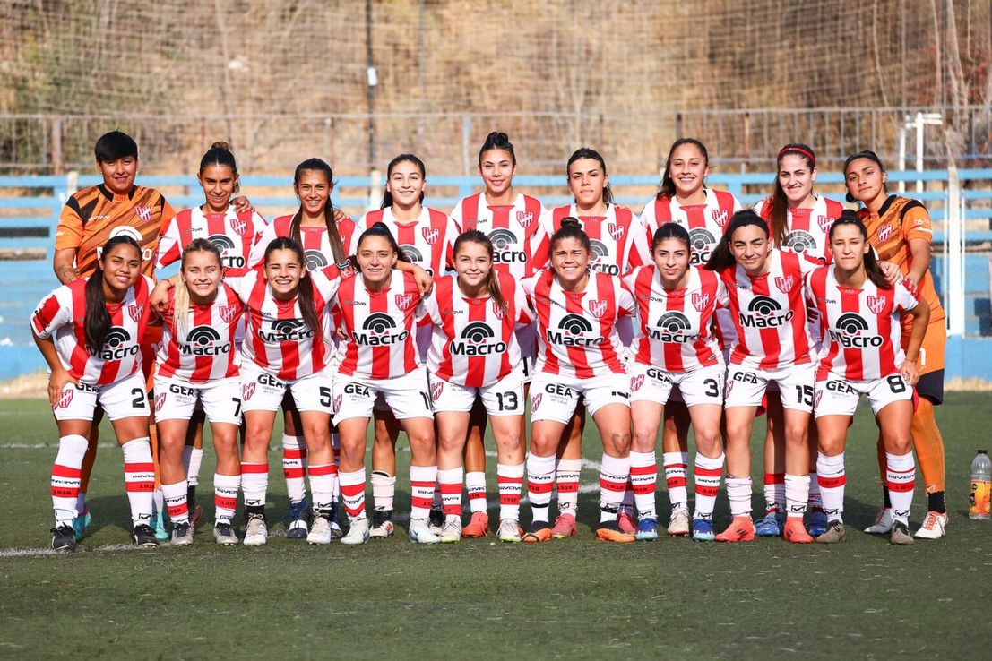 Las campeonas de Instituto, invictas de la Liga Cordobesa