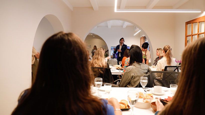 Desayuno OCIO: los 5 mandamientos para desarrollar una marca personal