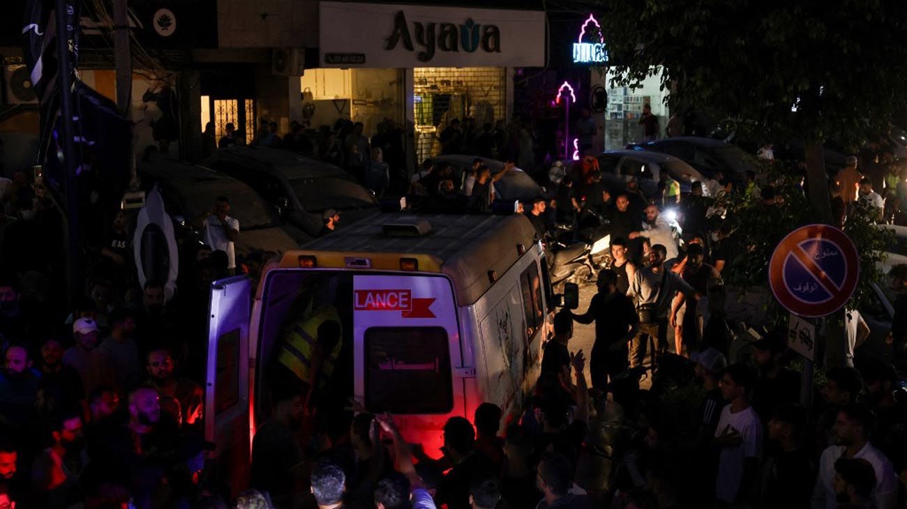 Hezbollah "cruzó la línea roja": Israel bombardeó a un comandante en el Líbano