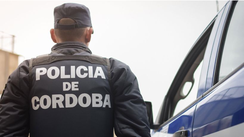 Seis puñaladas, un anciano ahorcado y un supuesto pacto suicida