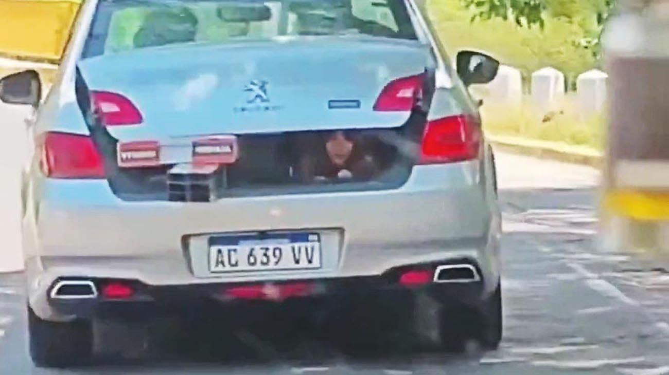 Catamarca: un juez llevó a su hija en el baúl del auto y tuvo que pedir disculpas