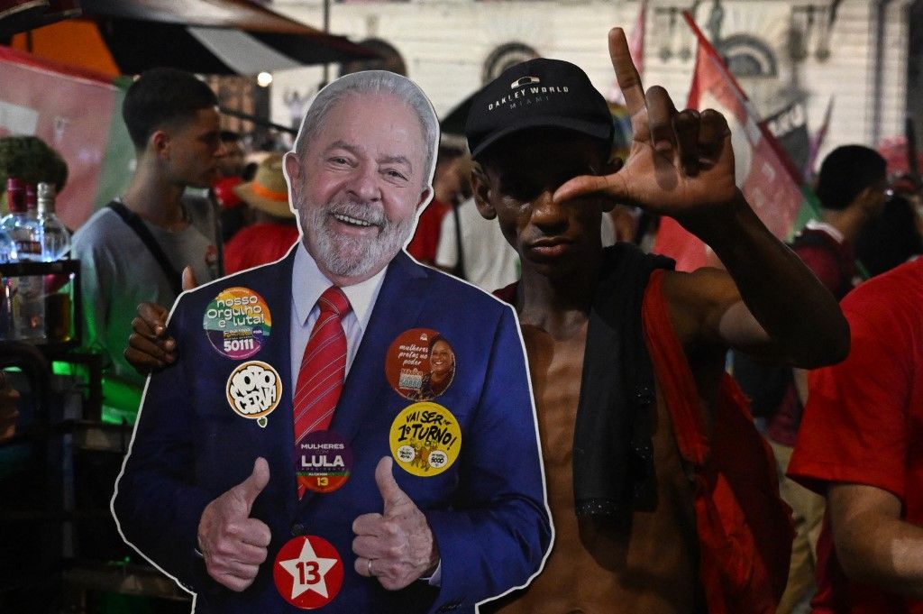Elecciones en Brasil: Lula celebró la victoria y le dijo a Bolsonaro que "el pueblo quiere libros, en vez de armas"