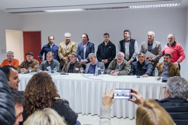 Quiénes son y cómo es la agenda de la “Mesa de Enlace Pyme”
