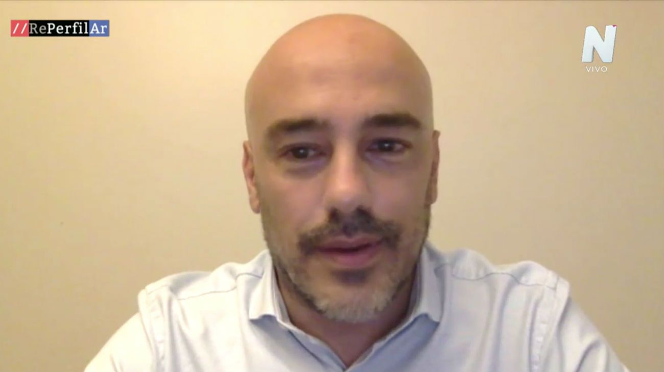 Lucas Romero: “La batalla electoral se gana seduciendo a los del centro”