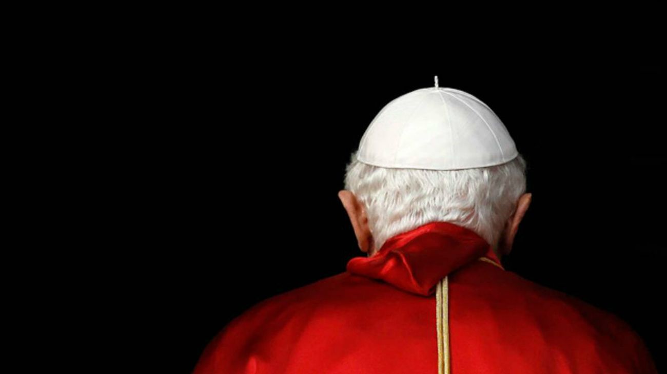 ¿De papa emérito a antipapa? La corte de Benedicto XVI suma poder frente a Francisco