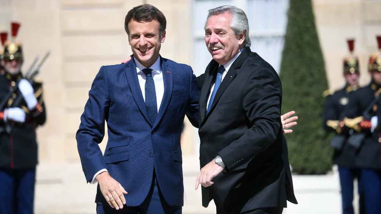 Alberto cerró con Macron y aflojó con Cristina