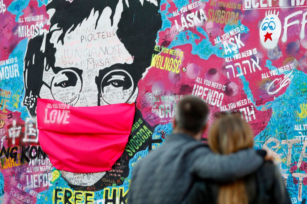 En Londres, hacen una subasta para recordar los 50 años del fin de los Beatles