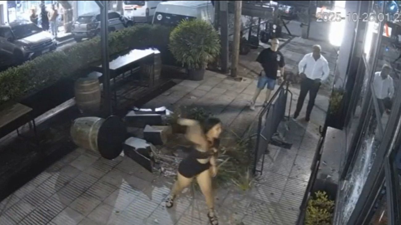 Violenta pelea en un boliche de Lanús: destrozos y una empleada herida en la cabeza