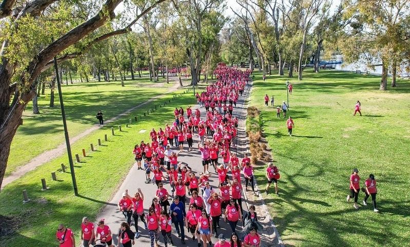 Se abrió la inscripción para la "Caminata Avon 2025" por el cáncer de mama
