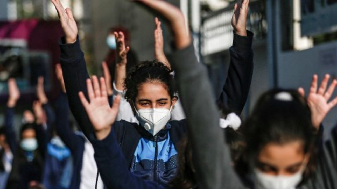 ¿Por qué los niños no desarrollan el COVID-19 en sus formas más graves?