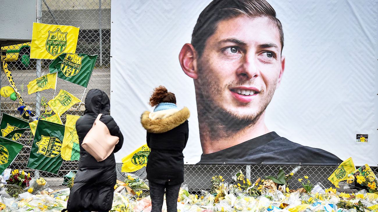Messi y Ronaldo despidieron a Sala y habrá un homenaje
