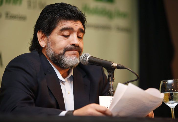 Cristina volvió a defender a Maradona
