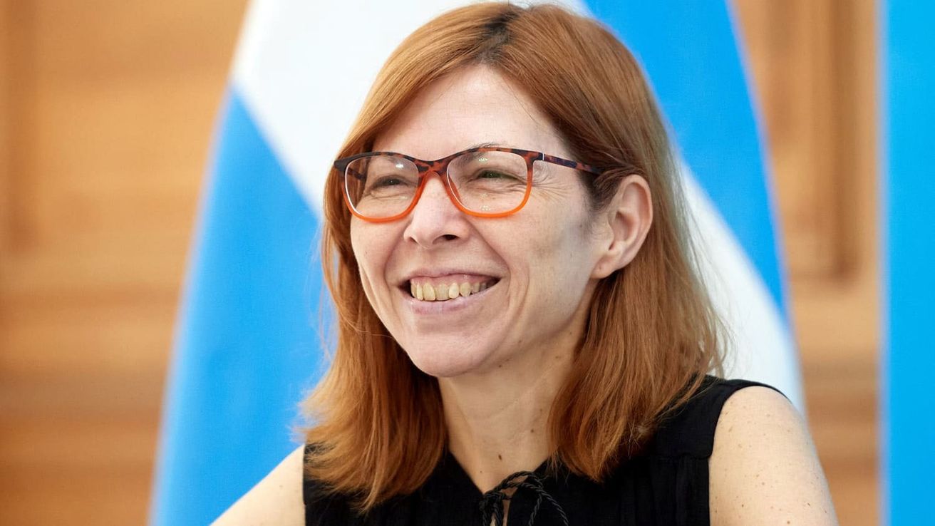 Silvina Batakis busca convencer con su discurso