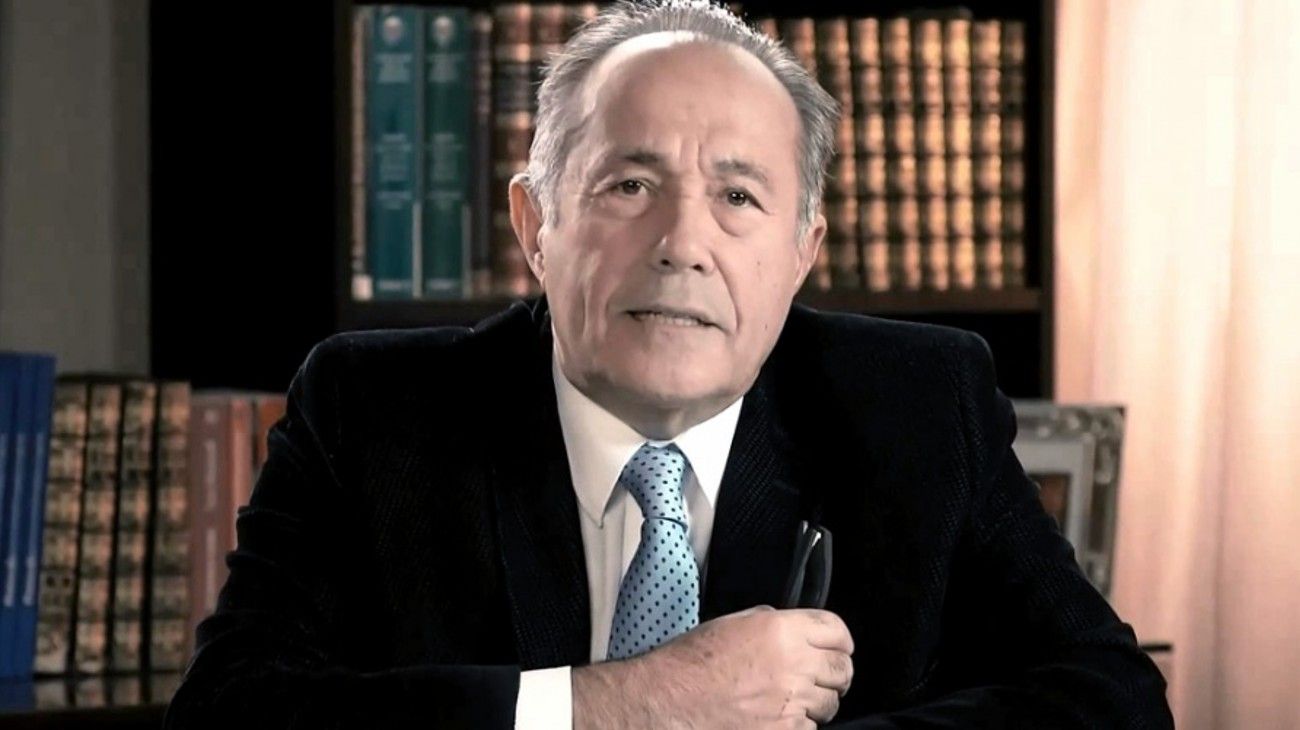 Adolfo Rodríguez Saa: trasladado en un avión sanitario e internado de urgencia