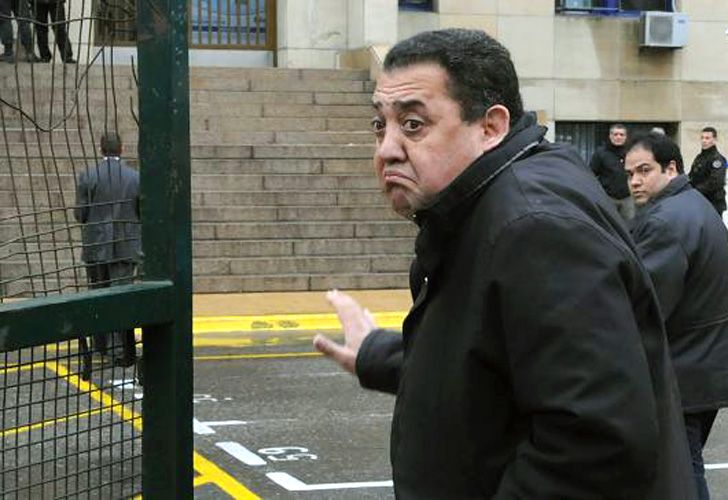 D'Elía sigue en silencio, desamparado por el Gobierno