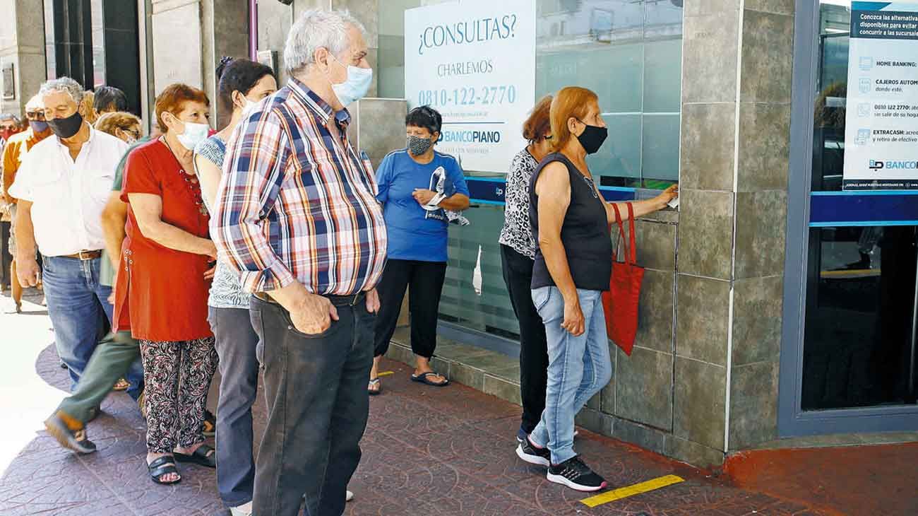 Jubilados: 5 puntos destacados del proyecto de moratoria previsional que se trataría este miércoles