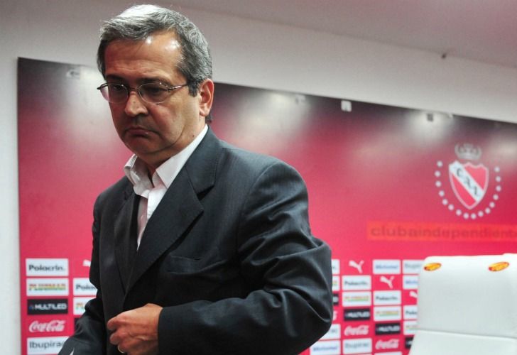 De la autodenuncia a la denuncia en el "Rojo"
