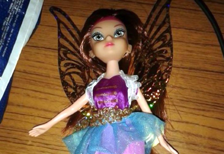 Muñeca trans: La compró en Once y vino "con sorpresa"