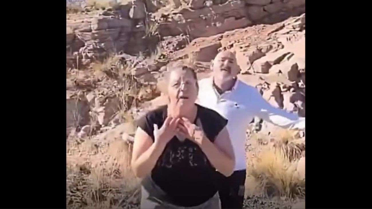 Multa millonaria y tareas comunitarias para los turistas que pintaron rocas en Mendoza