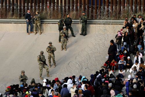 Estados Unidos levanta medidas restrictivas para el ingreso de inmigrantes