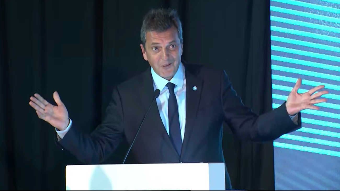 Sergio Massa anunció un programa para aumentar la producción y exportación de motos