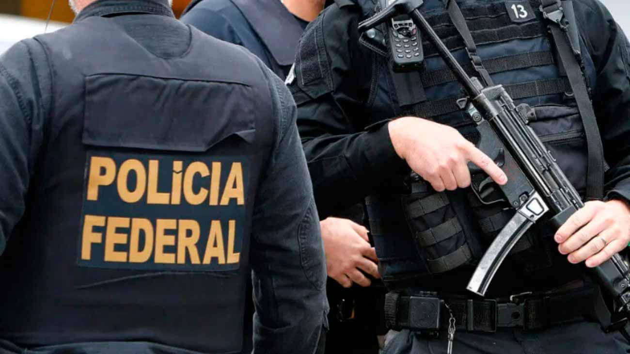 Misiones: se entregó un excomisario al que acusan de abusar de sus dos hijastras