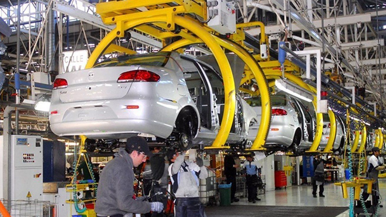 Cuál es el impacto de la inflación en el mercado laboral y cómo afecta a empleados y empleadores