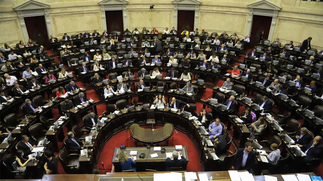 Diputados avanza con el proyecto "ficha limpia", que impide candidatos condenados por corrupción