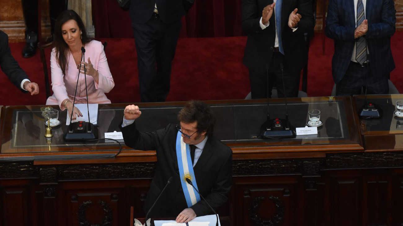 La gloria o el “ostracismo”