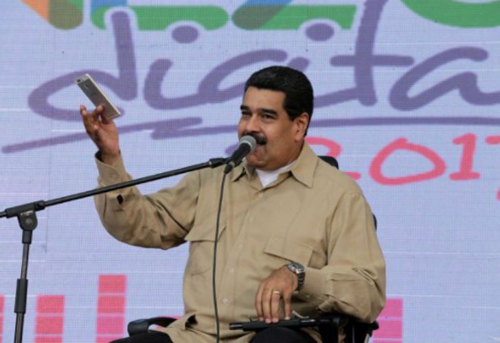 La ruptura dentro del chavismo llevó a Maduro a revisar el golpe judicial