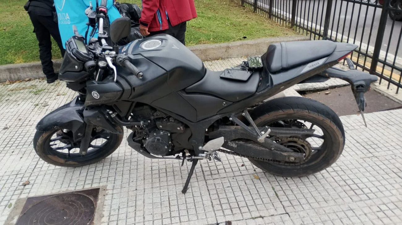 Cae un motochorro australiano en Constitución y buscan a una banda en Palermo