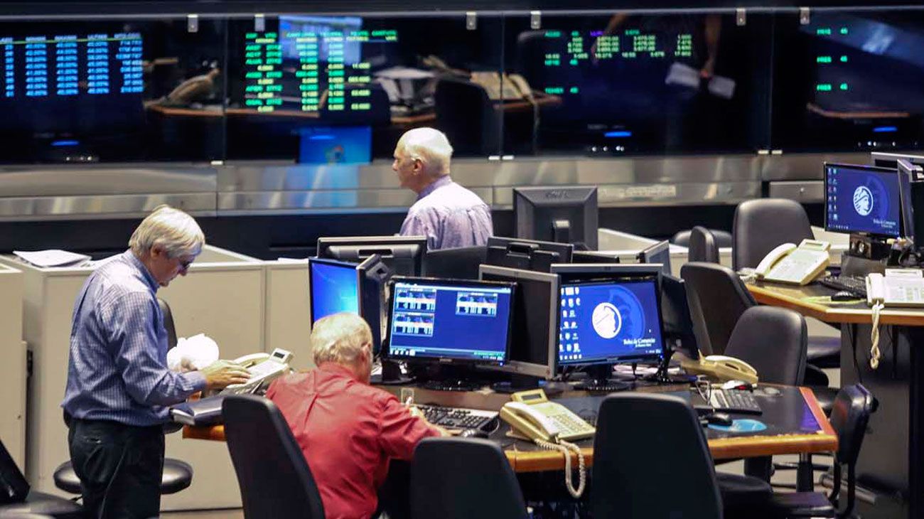 Volvieron a caer los bonos argentinos y el riesgo país subió a 2.635 puntos