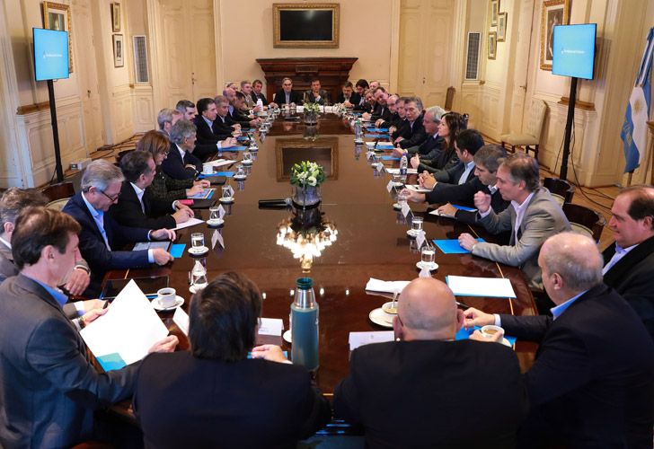La estrategia del Gobierno para poner paños fríos a la crisis cambiaria