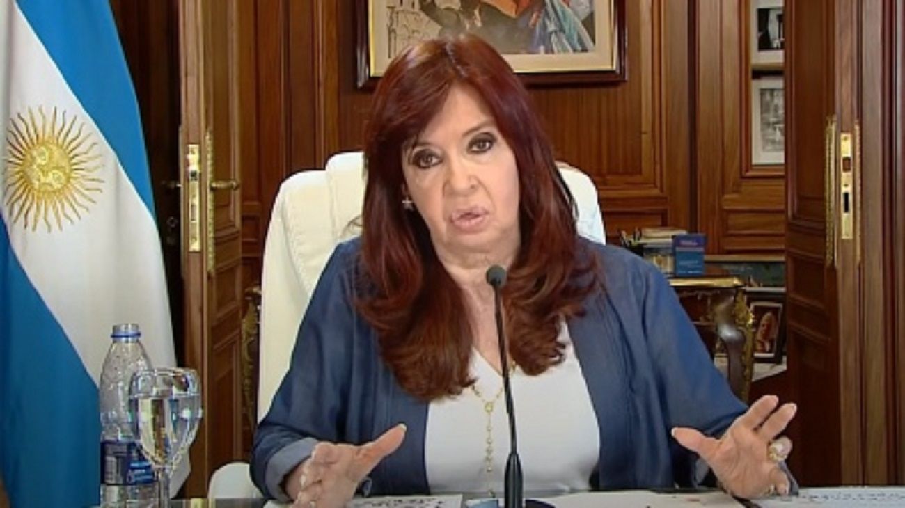 Cristina Kirchner repudió el asalto a la Embajada de México: "Agresión sin precedentes"