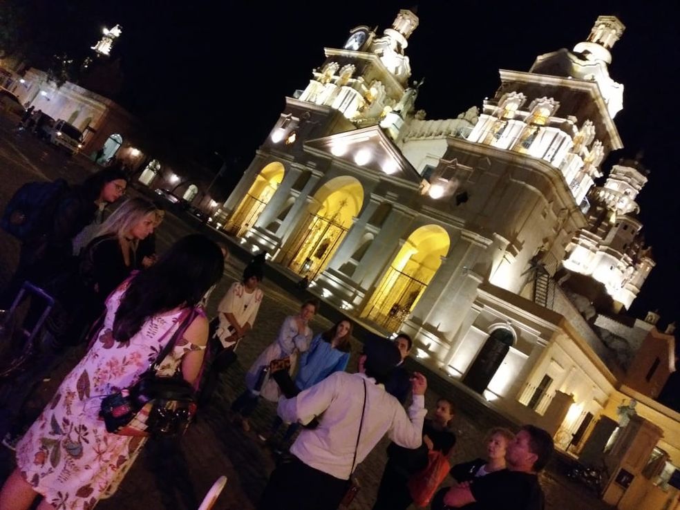 Un tour invita a explorar la historia sexual de la ciudad de Córdoba