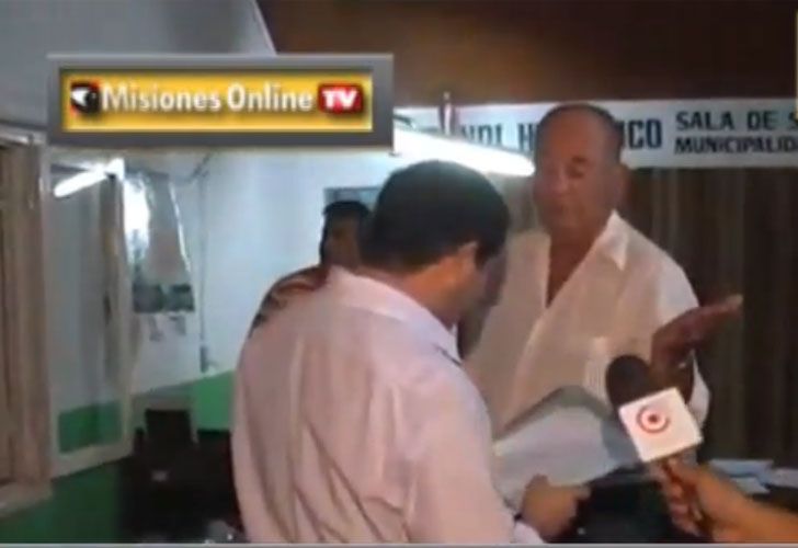 Concejal de Misiones boxeó a periodista