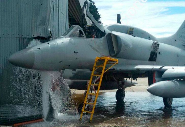 Chocó un avión de combate en San Luis: un suboficial muerto